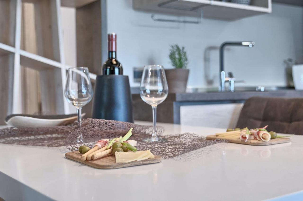 Modern Oasis Apartment Póla Kültér fotó