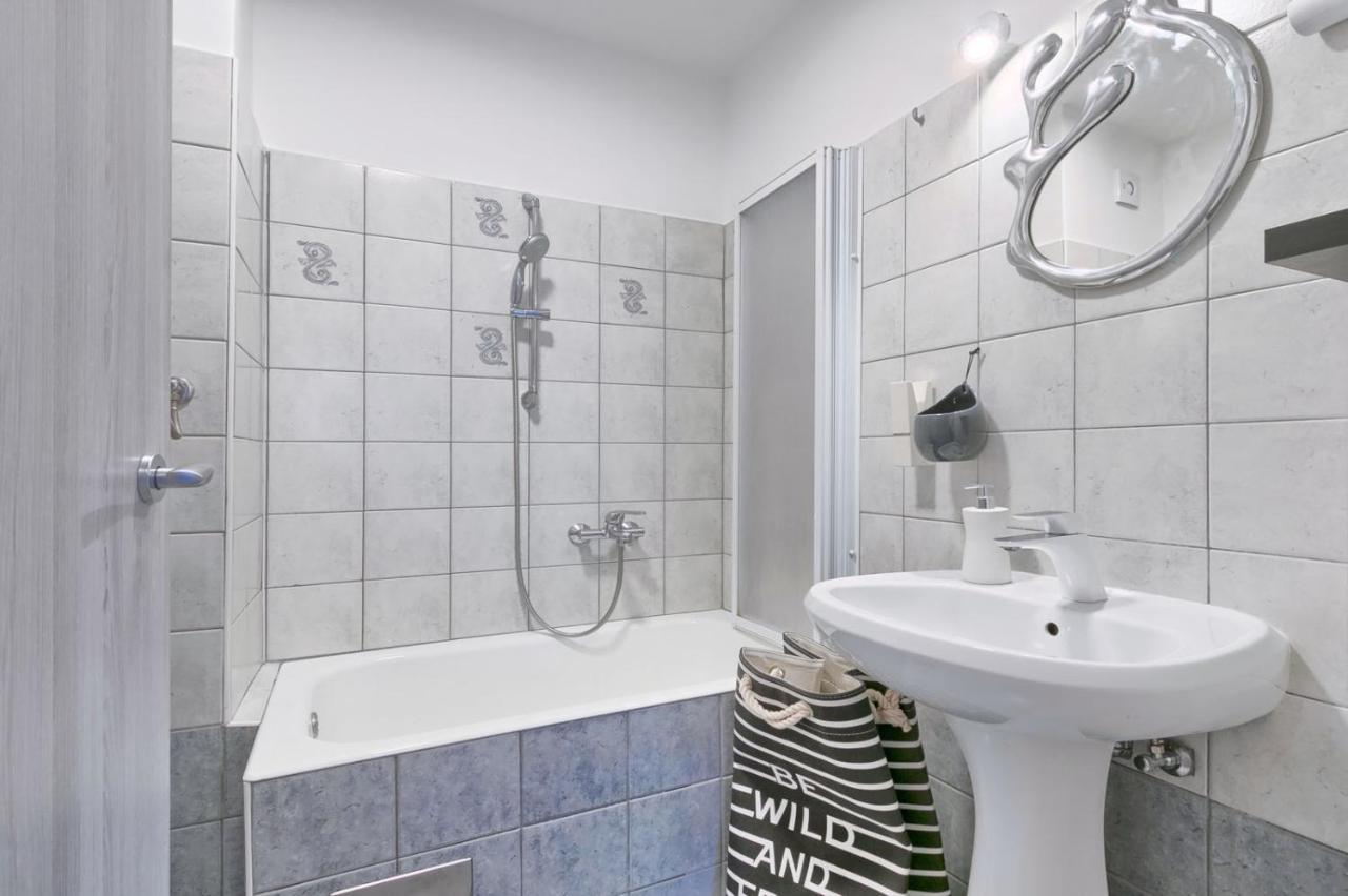 Modern Oasis Apartment Póla Kültér fotó