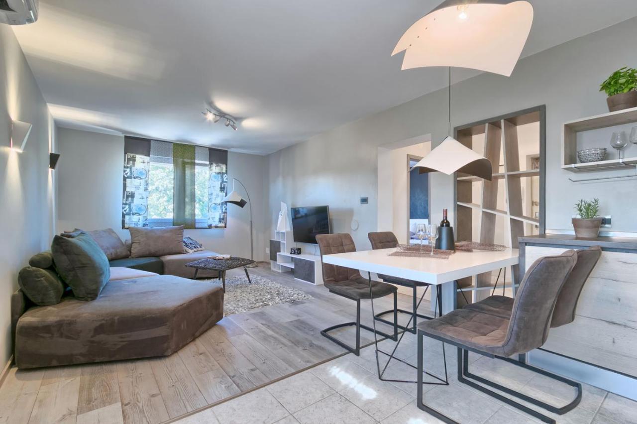 Modern Oasis Apartment Póla Kültér fotó
