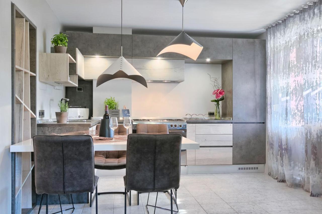 Modern Oasis Apartment Póla Kültér fotó