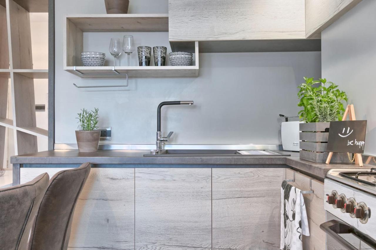 Modern Oasis Apartment Póla Kültér fotó
